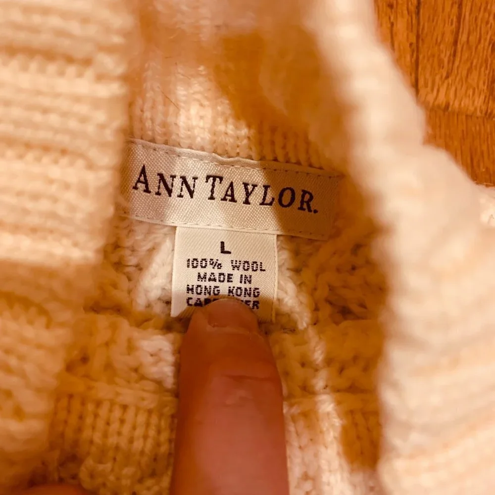 Ann Taylor 100% Wool Chucky Cable Knit Sweater Turtleneck Size Large - Picture 5 of 16